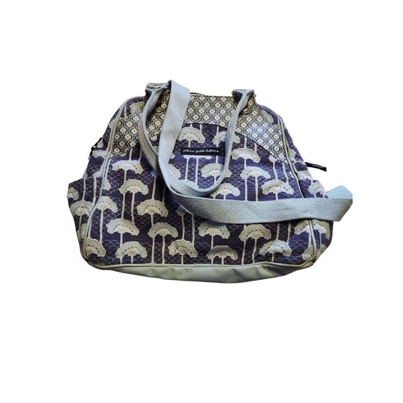 Petunia Pickle Bottom Diaper Bag - Picture 1 of 9